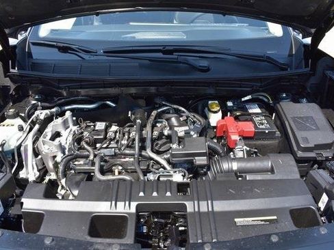 New 2025 Nissan Kicks SV w/ SV Premium Package image 38