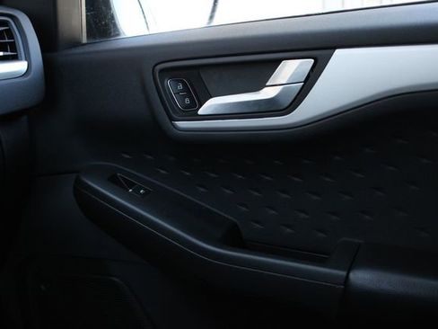 Used 2020 Ford Escape SEL image 23