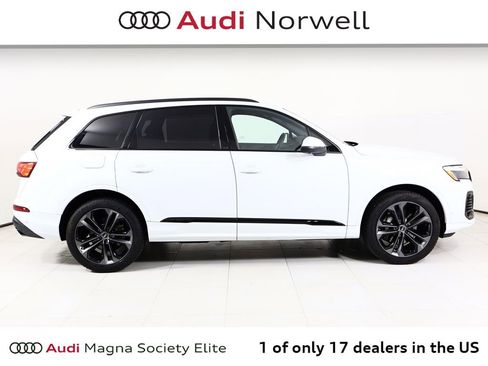 Used 2025 Audi Q7 3.0T Premium Plus w/ Premium Plus Package AWD/4WD image 17