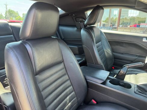 Used 2006 Ford Mustang GT Premium RWD image 54