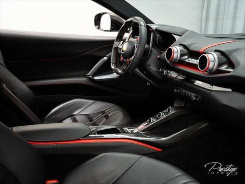 Used 2019 Ferrari 812 Superfast RWD image 37