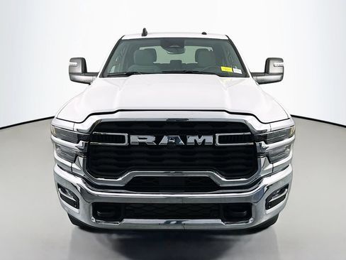 Used 2026 RAM 2500 Big Horn AWD/4WD image 2
