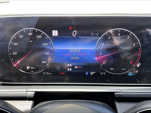 Used 2024 Mercedes-Benz GLS 450 4MATIC image 22