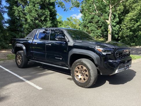 Used 2026 Toyota Tacoma 4x4 Double Cab Hybrid w/ Tow Tech Package image 8