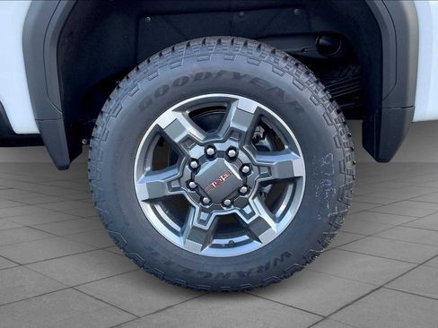 New 2025 GMC Sierra 2500 SLT w/ SLT Premium Package image 11