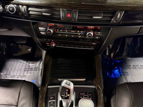 Used 2018 BMW X5 xDrive40e image 3