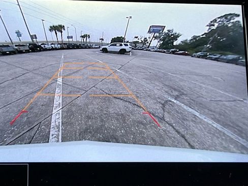 Used 2024 Cadillac XT6 Luxury image 14