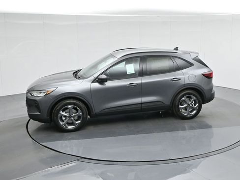 New 2025 Ford Escape ST-Line w/ Tech Pack #1 image 42
