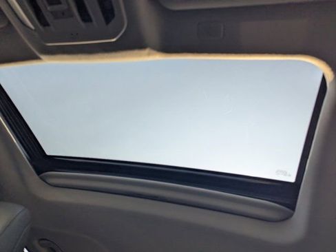 Used 2022 Toyota Highlander Limited image 29