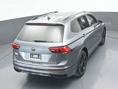 Used 2022 Volkswagen Tiguan SE R-Line image 57