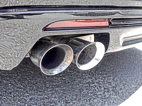 Used 2017 Chevrolet Camaro ZL1 RWD image 10