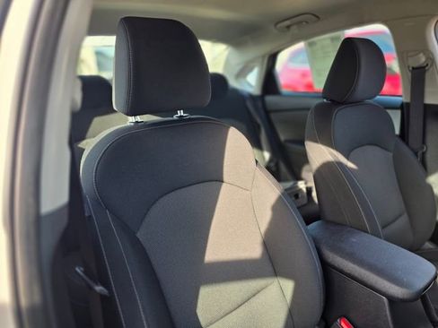 Used 2024 Kia Forte LXS image 11