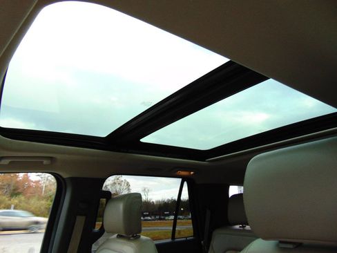 Used 2018 Ford Expedition Limited w/ Equipment Group 302A image 26