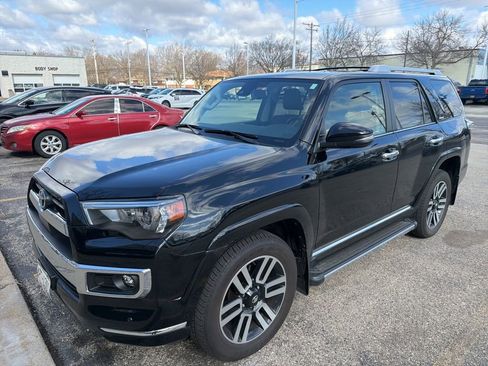 Used 2022 Toyota 4Runner Limited image 1