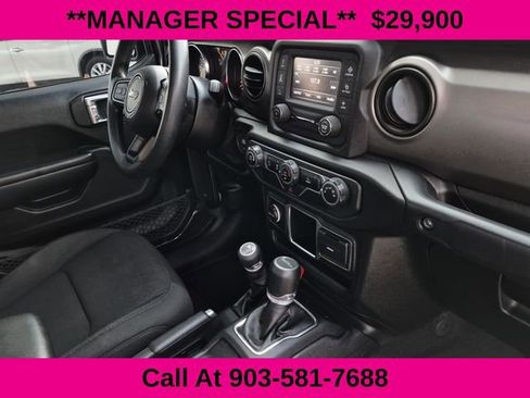 Used 2021 Jeep Gladiator Sport AWD/4WD image 13
