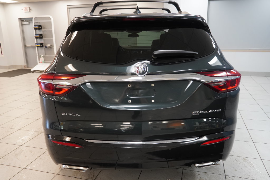 Used 2018 Buick Enclave Premium w/ Experience Buick Package AWD/4WD image 11