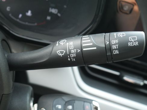 Certified 2024 Chevrolet Trax LS FWD image 25