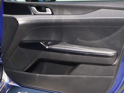 Used 2023 Kia K5 GT-Line image 16