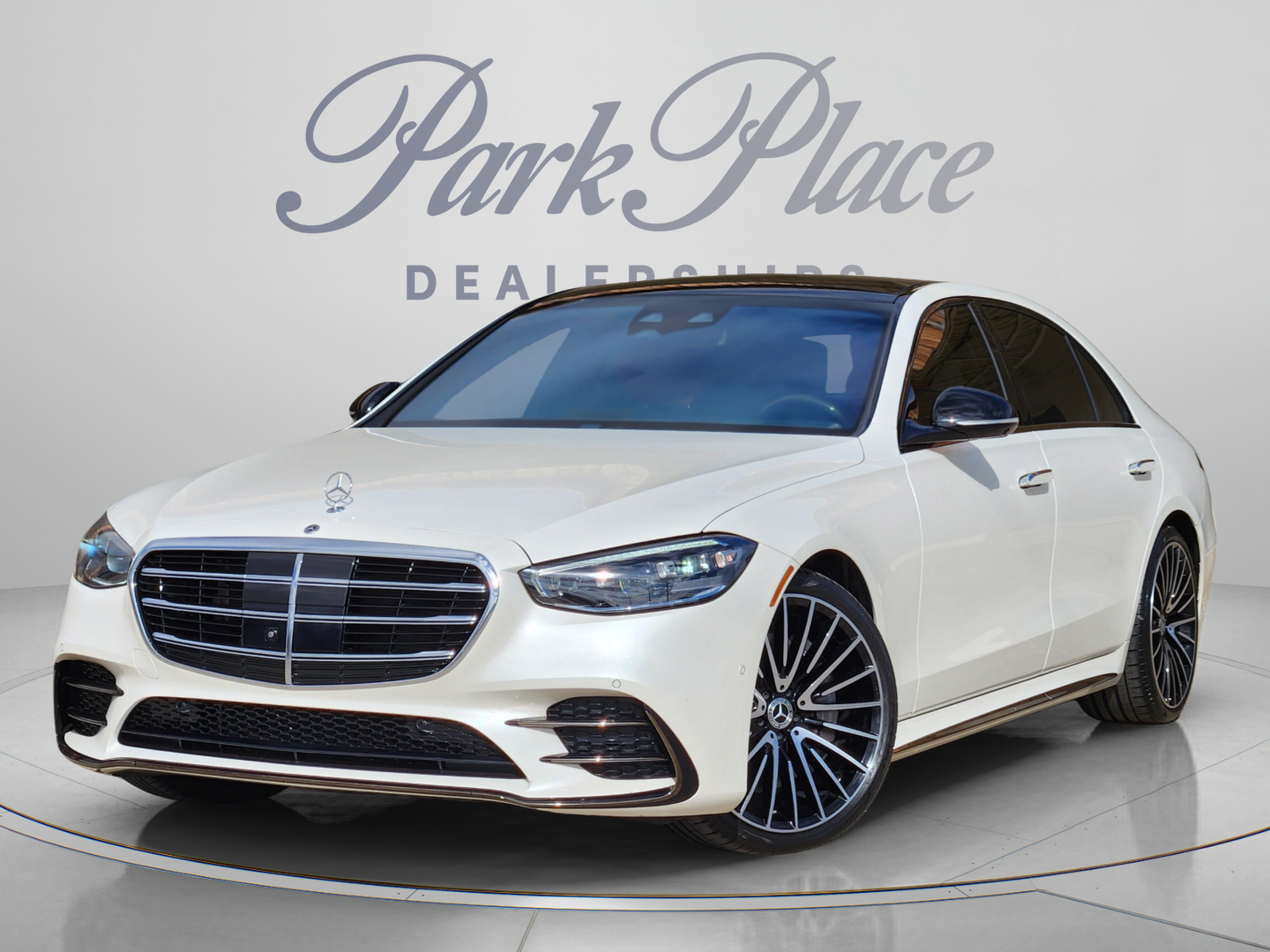 Certified 2023 Mercedes-Benz S 500 4MATIC image 1