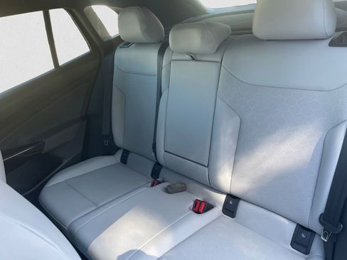 Certified 2022 Volkswagen ID.4 Pro S image 13