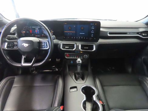 Used 2025 Ford Mustang Premium RWD image 9