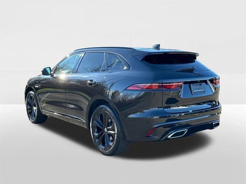 Certified 2025 Jaguar F-PACE R-Dynamic S image 2