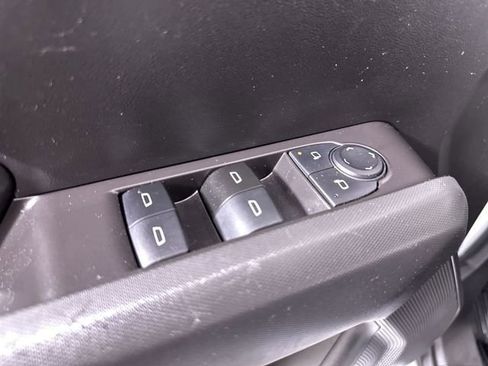 Used 2024 Chevrolet Colorado W/T image 24