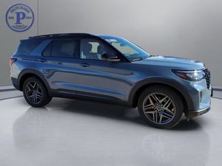 Used 2025 Ford Explorer ST w/ Sun And Sound Package AWD/4WD video 1