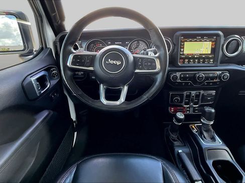 Used 2022 Jeep Wrangler Unlimited Rubicon AWD/4WD image 6