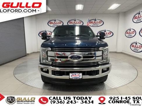 Used 2019 Ford F250 Lariat w/ Lariat Value Package AWD/4WD image 3