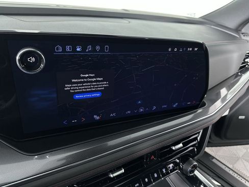 New 2026 Chevrolet Suburban RST w/ RST Capability Package image 14