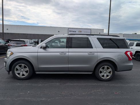 Used 2020 Ford Expedition Max XLT w/ Equipment Group 202A AWD/4WD image 5
