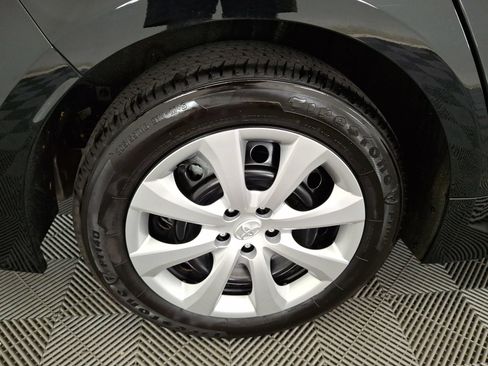 Used 2026 Toyota Corolla LE FWD image 26