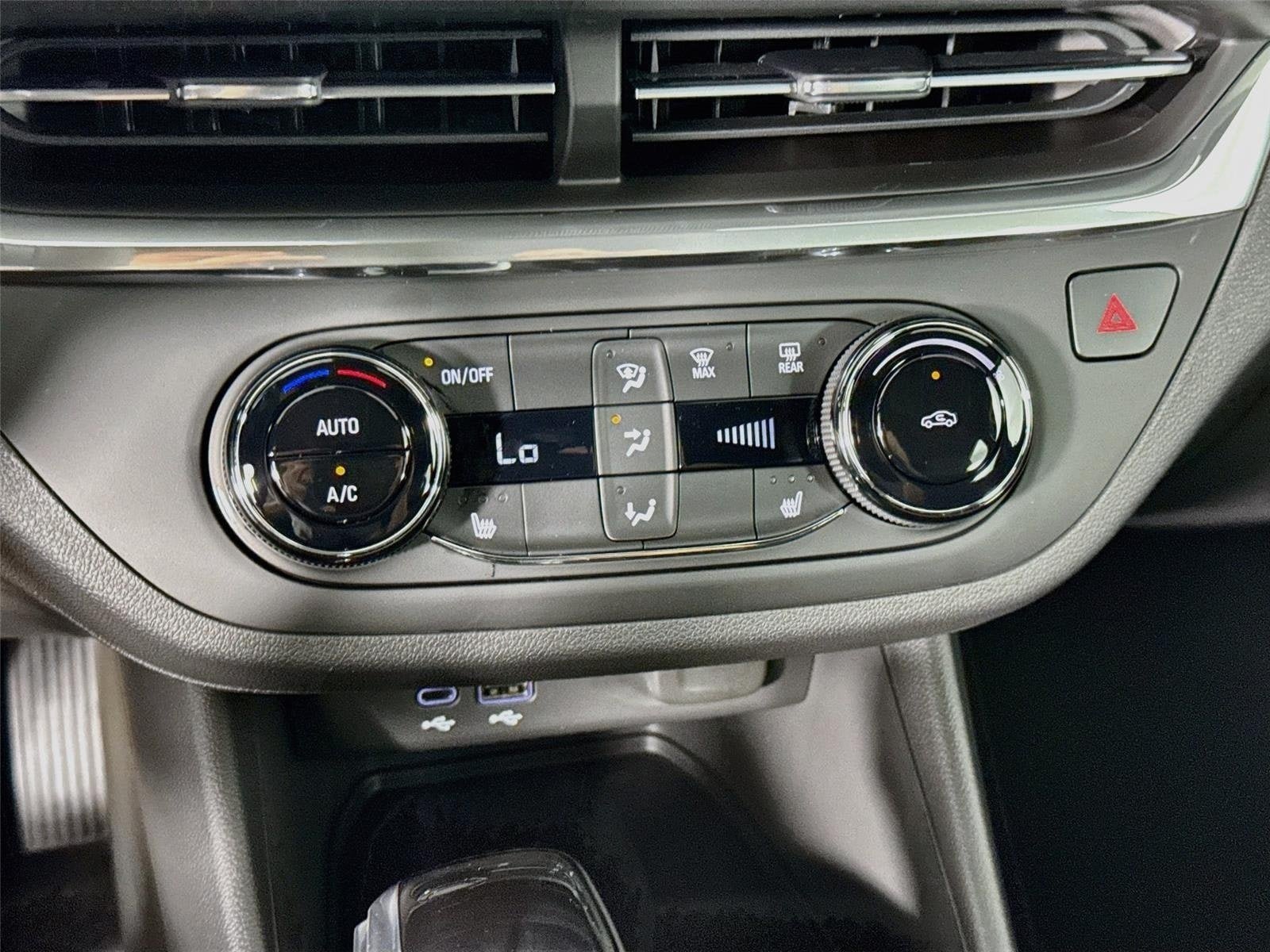 New 2026 Buick Envista Preferred w/ Convenience I Package FWD image 16