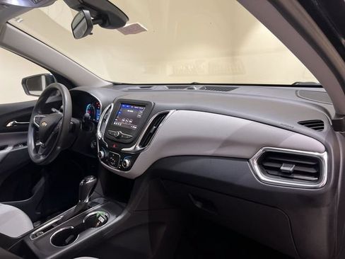 Used 2020 Chevrolet Equinox LT FWD image 25