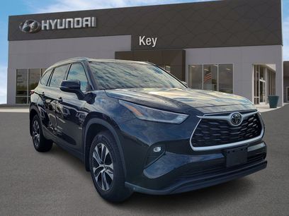 Used 2021 Toyota Highlander XLE