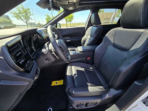 New 2026 Lexus RX 450h AWD image 24