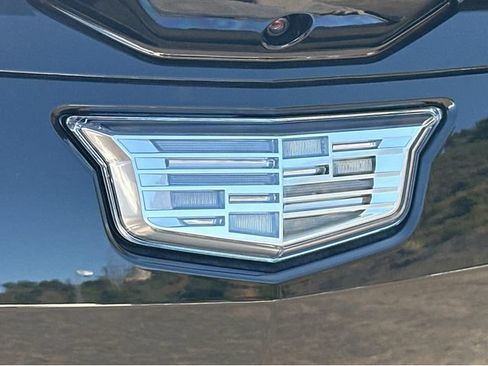 New 2026 Cadillac Optiq Sport 2 w/ LPO, Floor Liner Package AWD/4WD image 9