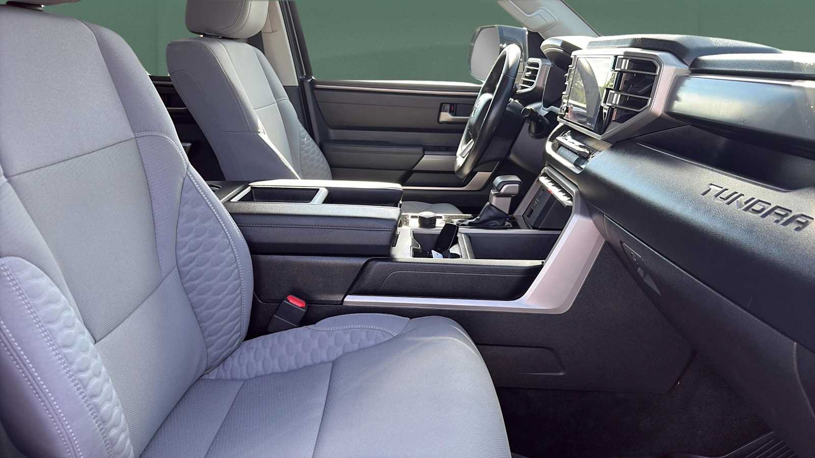 Used 2024 Toyota Tundra SR5 w/ SR5 Convenience Package AWD/4WD image 10
