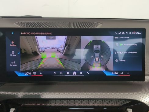 Used 2026 BMW 330i Sedan w/ M Sport Package image 23