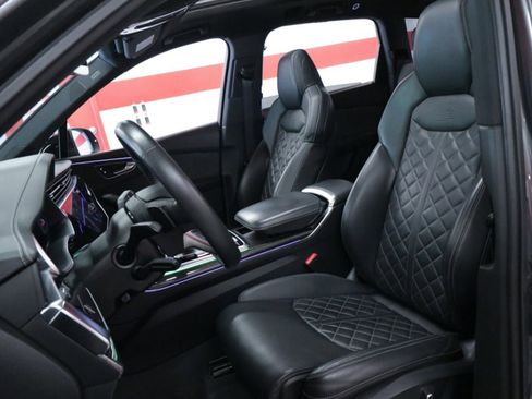 Used 2020 Audi SQ7 Prestige w/ Prestige Package image 12