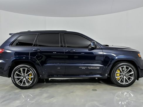 Used 2018 Jeep Grand Cherokee Trackhawk AWD/4WD image 11