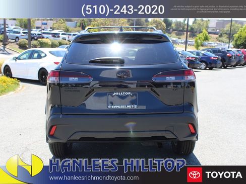 New 2026 Toyota Corolla Cross LE FWD image 8