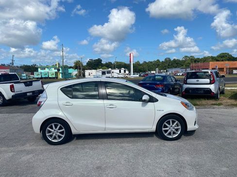 Used 2014 Toyota Prius C Four FWD image 6