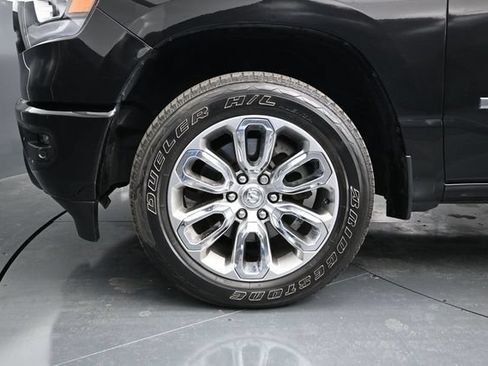 Used 2023 RAM 1500 Laramie AWD/4WD image 16