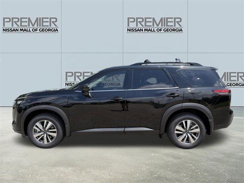 New 2026 Nissan Pathfinder SL FWD image 24