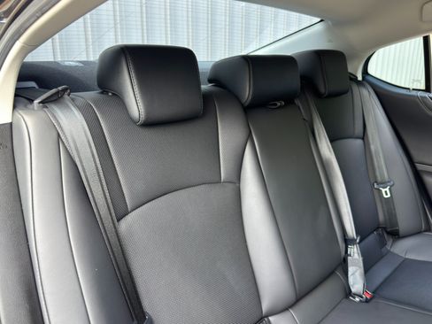 Used 2020 Lexus ES 350 w/ Premium Package FWD image 42