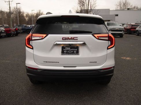 Used 2023 GMC Terrain SLE w/ Driver Convenience Package image 23