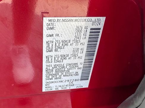 Used 2024 Nissan Pathfinder SL AWD/4WD image 32