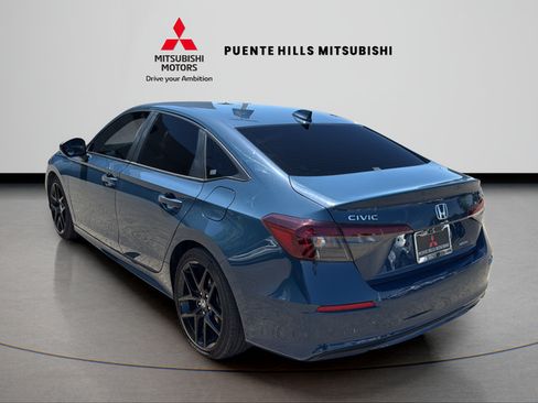Used 2025 Honda Civic Sport image 7